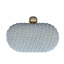 Load image into Gallery viewer, Pearl Clutch