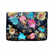 Load image into Gallery viewer, Les Fleurs Clutch