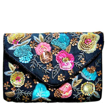 Load image into Gallery viewer, Les Fleurs Clutch