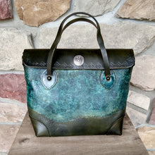 Load image into Gallery viewer, Evelyn Tote (2 colors)