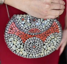 Scarlet Clutch
