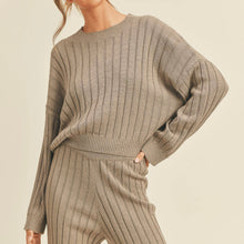 Load image into Gallery viewer, Wide Ribbed Sweater
