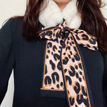 Load image into Gallery viewer, Faux-Fur Collar Scarf